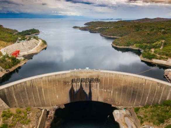 Despite the debt crisis, Zambia and Zimbabwe relaunch the Batoka Gorge megadam