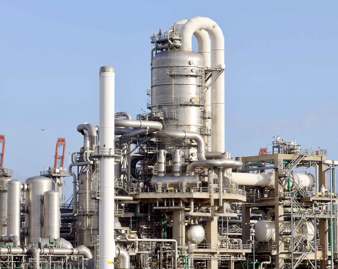 Uganda Commits $4 Billion in Equity for Oil Refinery Development