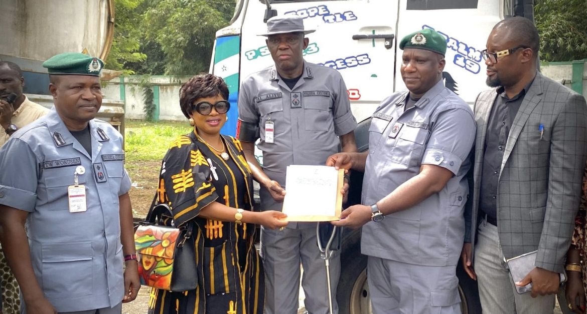 Customs hand over seized N40.7m petrol to NMDPRA
